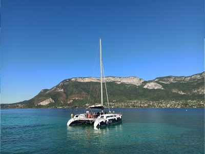 Navigation catamaran